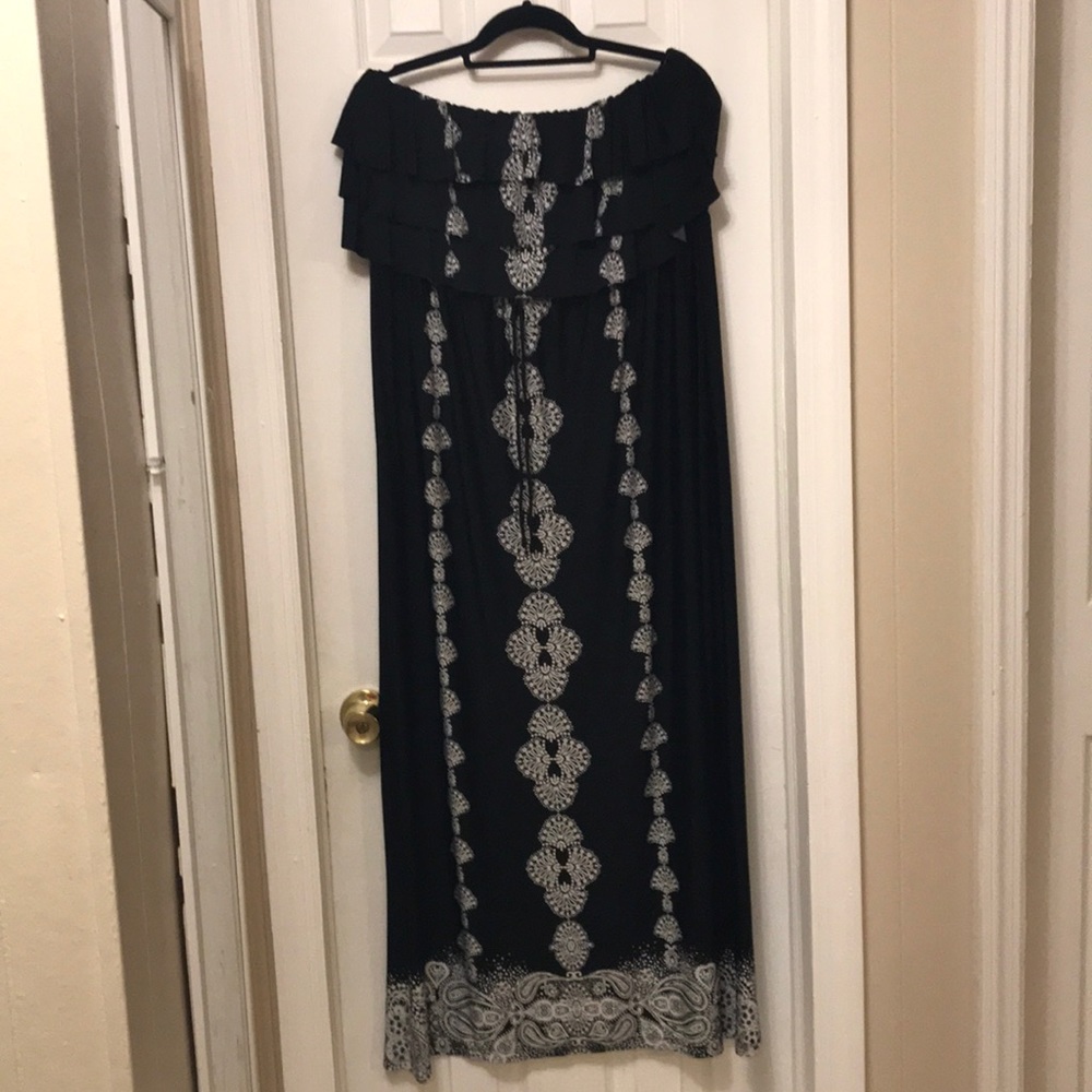 Women’s long dress - Picture 2 of 6